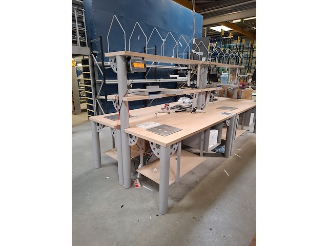 Inpakbalie met 2x weegschaal en 2x printer - afbeelding 5 van  12