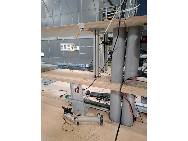 Inpakbalie met 2x weegschaal en 2x printer - afbeelding 7 van  12