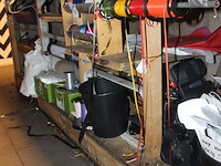 Inpakmaterialen en linten in baliemeubel. excl. kadopapierhouders. - afbeelding 2 van  4