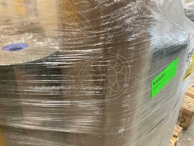 Inpakpapier, folie, lint, lijmpistool (2x) - afbeelding 6 van  10