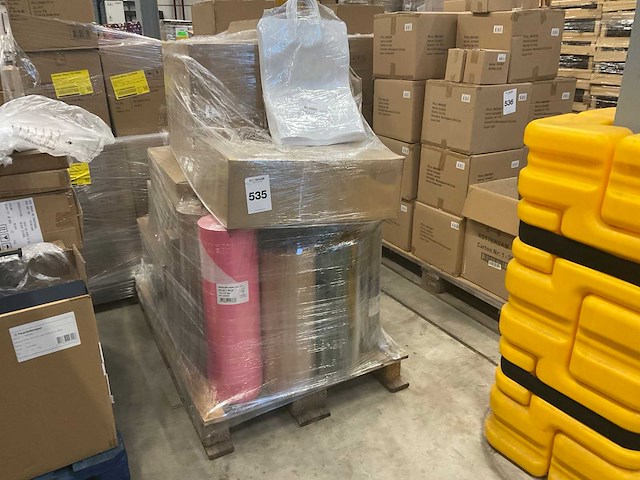 Inpakpapier, tasjes - afbeelding 1 van  10