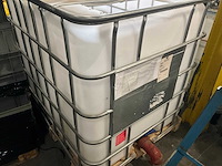 Inrichting werkbus t.b.v. isoleren. bestaande uit: roda 2cv-100 prof compressor, spuitslangen, pompen en regelaars - afbeelding 7 van  8