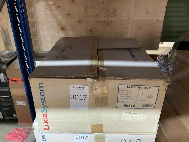 Installatie box (80x) - afbeelding 1 van  2