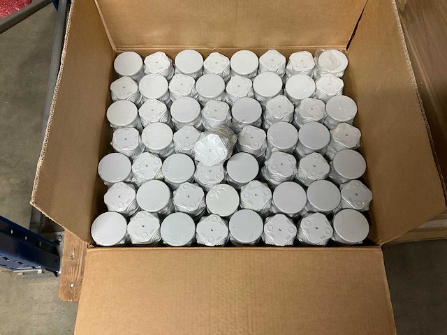 Installatie box (80x) - afbeelding 1 van  2