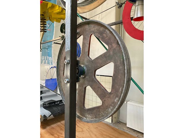 Installatie “de ruben goldberg machine” - afbeelding 3 van  15