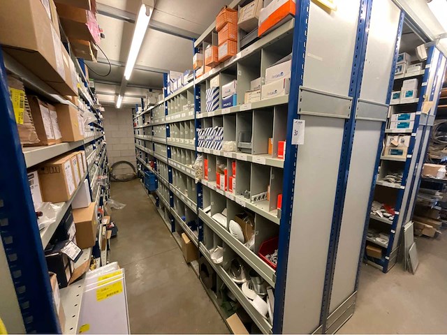 Installatie materiaal - afbeelding 1 van  62