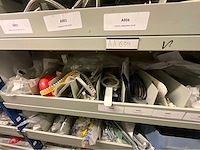 Installatie materiaal - afbeelding 13 van  53