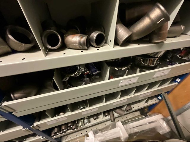 Installatie materiaal - afbeelding 19 van  53