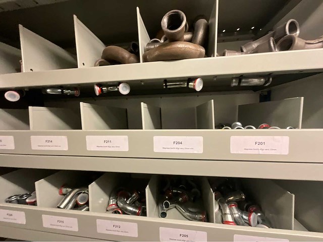 Installatie materiaal - afbeelding 26 van  53