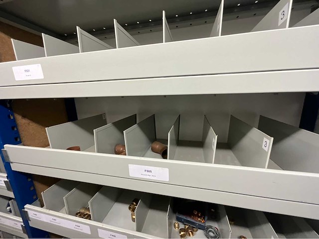 Installatie materiaal - afbeelding 38 van  53