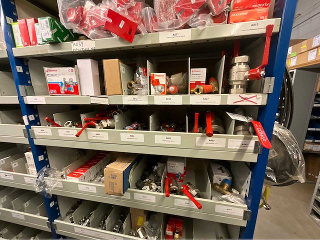 Installatie materiaal - afbeelding 34 van  53