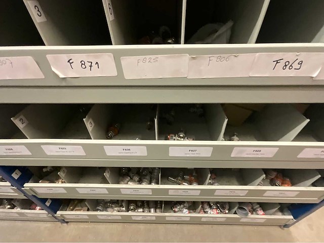 Installatie materiaal - afbeelding 2 van  71
