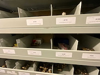 Installatie materiaal - afbeelding 20 van  71