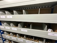 Installatie materiaal - afbeelding 27 van  71