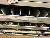 Installatie materiaal - afbeelding 31 van  71