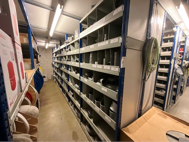 Installatie materiaal - afbeelding 1 van  48