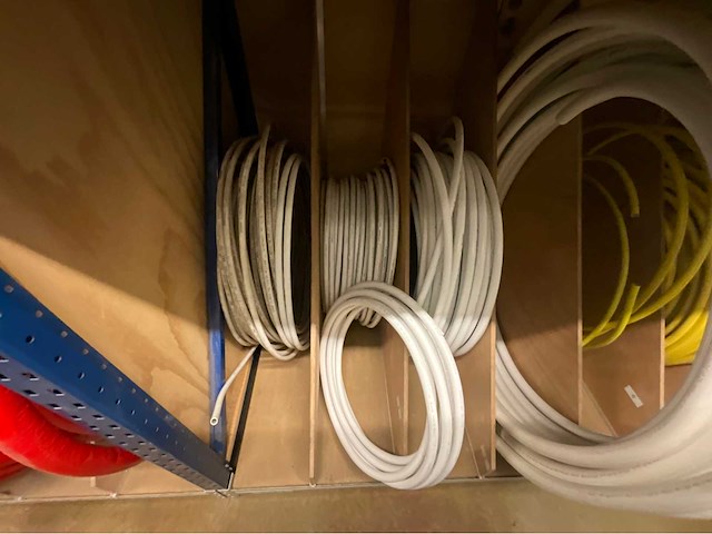 Installatie materiaal - afbeelding 31 van  48