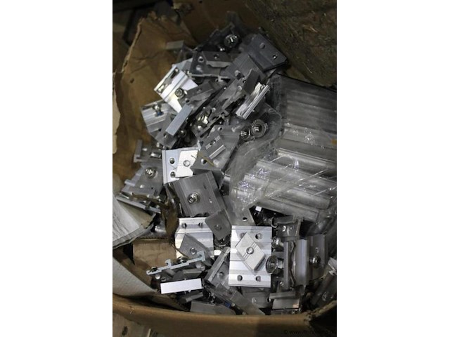 Installatie materiaal - afbeelding 3 van  3