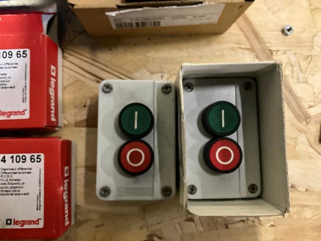 Installatieautomaten en schakelaars - afbeelding 4 van  5