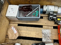 Installatiemateriaal en divers - afbeelding 5 van  6