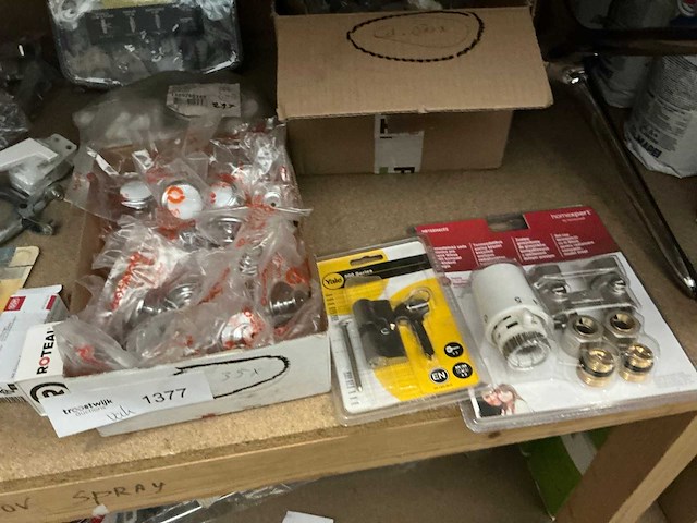 Installatiemateriaal en sanitair divers - afbeelding 2 van  6