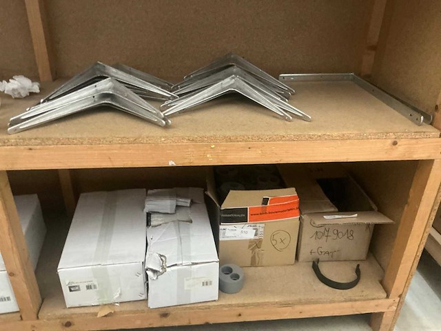 Installatiemateriaal en sanitair divers - afbeelding 8 van  12