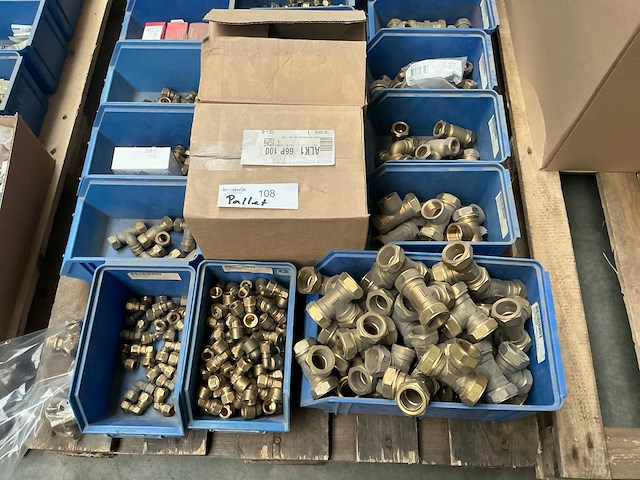 Installatiemateriaal en technische fittingen - afbeelding 2 van  3