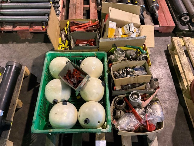 Installatiemateriaal - afbeelding 1 van  5