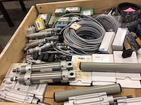 Installatiemateriaal - afbeelding 2 van  4