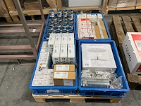 Installatiemateriaal - afbeelding 1 van  4