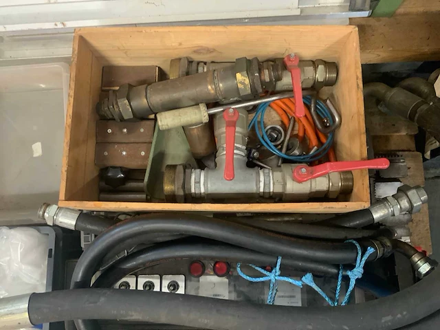 Installatiemateriaal - afbeelding 2 van  4