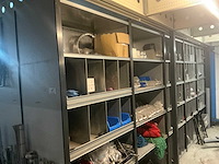 Installatiematerialen voor zwembaden in 2 secties stelling