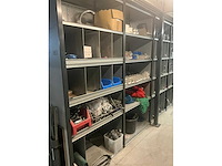 Installatiematerialen voor zwembaden in 2 secties stelling
