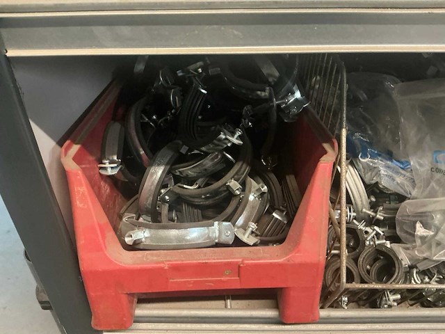 Installatiematerialen voor zwembaden in 2 secties stelling - afbeelding 10 van  13