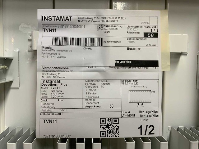 Instamat - designradiator 32 x 180 cm - afbeelding 4 van  4