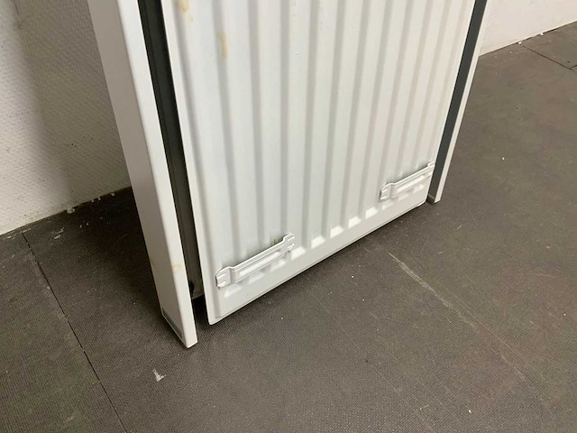 Instamat - designradiator 47 x 173 cm - afbeelding 4 van  5