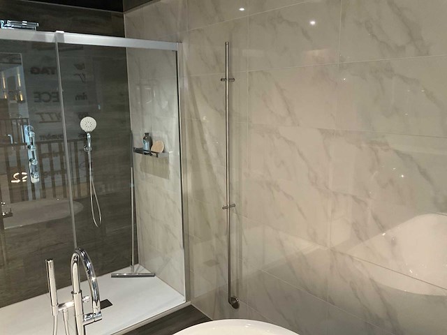 Instamat - elektrische designradiator - afbeelding 1 van  3