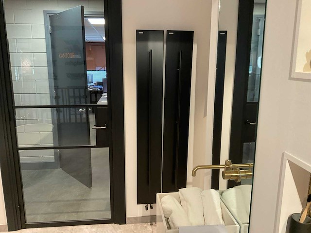 Instamat - teso - designradiator 25 x 170 cm (2x) - afbeelding 2 van  6