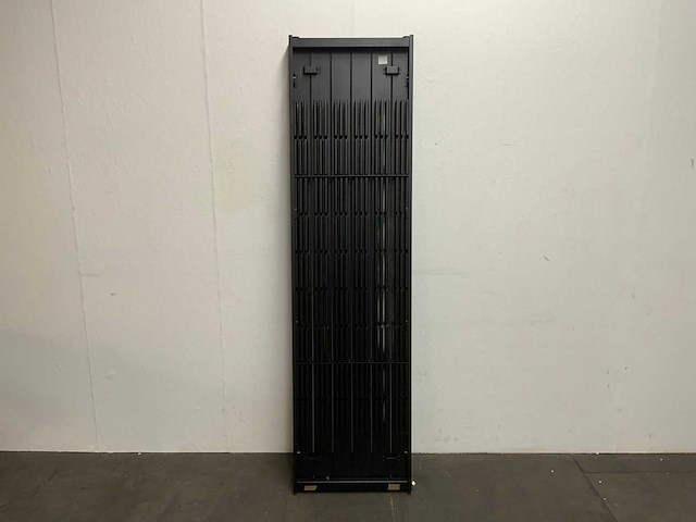 Instamat - tvn12 - designradiator 48 x 180 cm - afbeelding 3 van  4