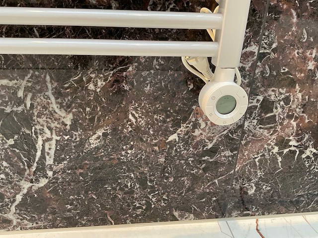 Instamat designradiator elektrisch - afbeelding 3 van  4