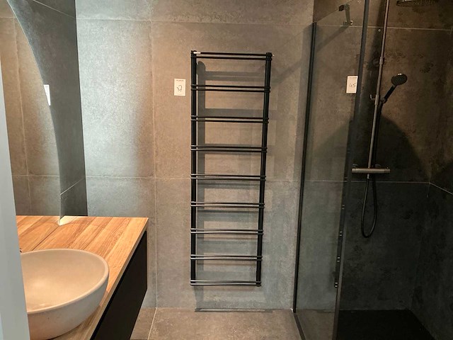 Instamat emma designradiator - afbeelding 1 van  3