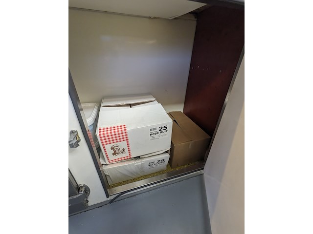 Instapklare verkoopwagen/oliebollenkraam, de vries, jv 250 - afbeelding 20 van  56