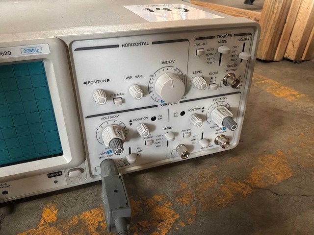 Instek gos-620 oscilloscoop - afbeelding 3 van  4