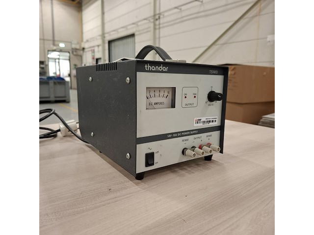 Instelbare voeding thandar, ts1410 - afbeelding 1 van  3