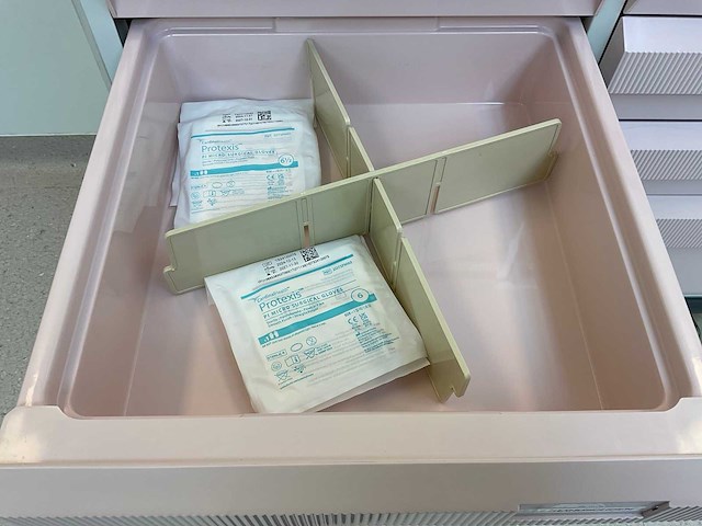 Instrumenten wagen - afbeelding 14 van  16