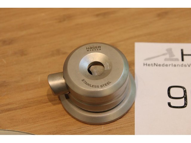 Instrumentenhouder hager. - afbeelding 2 van  2