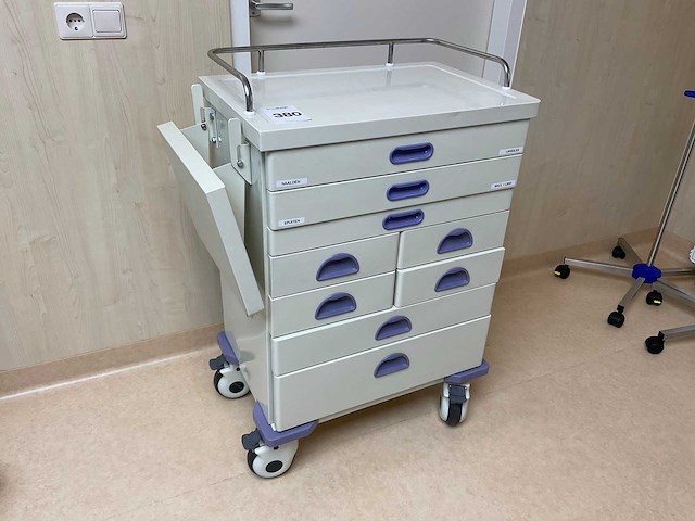 Instrumentenwagen - afbeelding 3 van  13