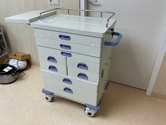 Instrumentenwagen - afbeelding 6 van  13