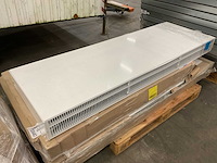 Integra 600x1800 parada flex 8c 33 radiator - afbeelding 1 van  5