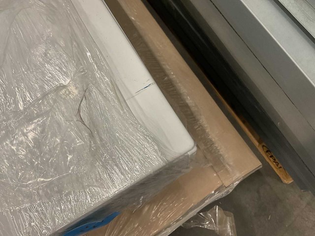 Integra 600x1800 parada flex 8c 33 radiator - afbeelding 4 van  5